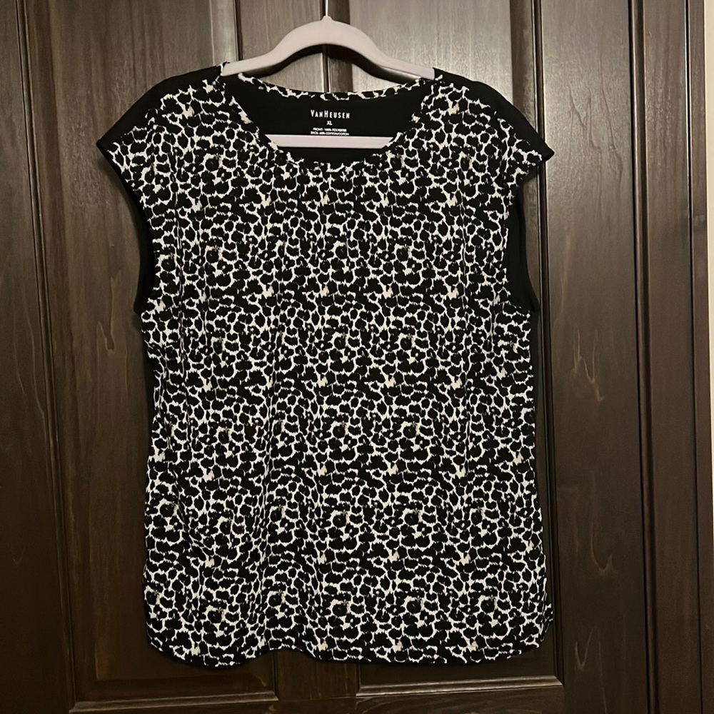 Women’s Van Heusen Top Size XL